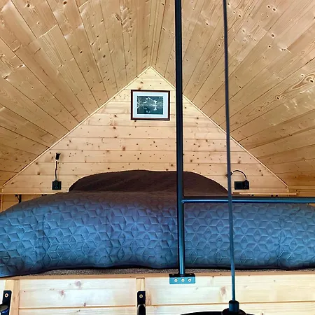 Jarzebinowe Wzgorze * Grzedy (Walbrzych)