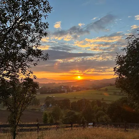 Jarzebinowe Wzgorze *