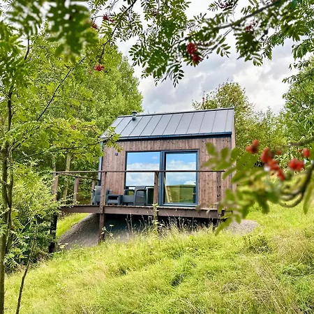 Jarzebinowe Wzgorze Nyaraló