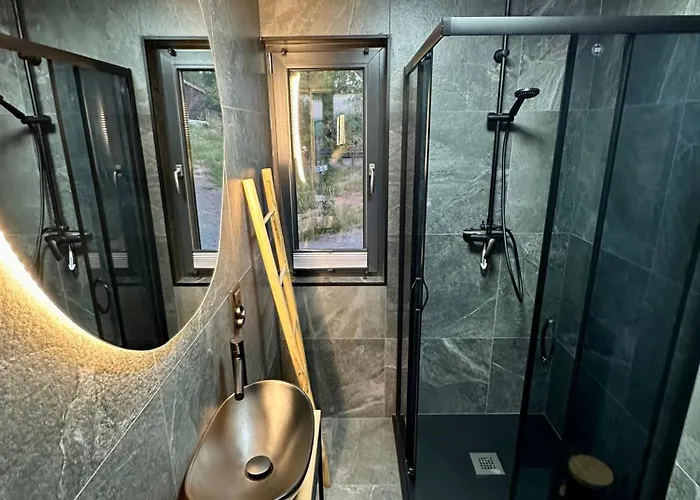 Jarzębinowe Wzgórze *